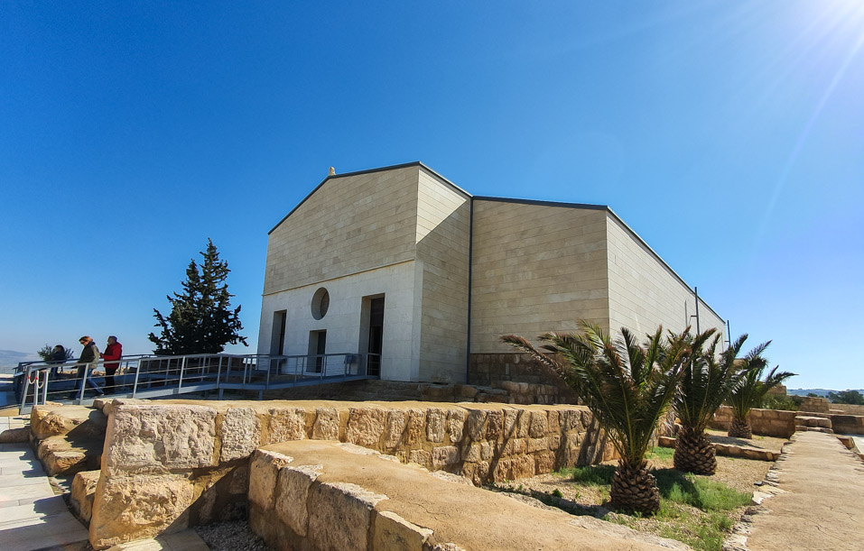 Mount Nebo Curch